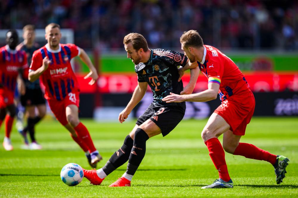 并探讨老将 并探讨老将